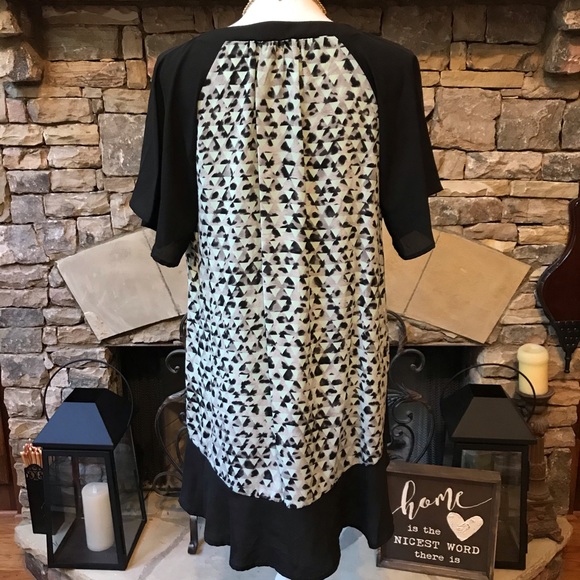 New Vision Leopard Print Short Sleeve Blouse - Picture 6 of 9